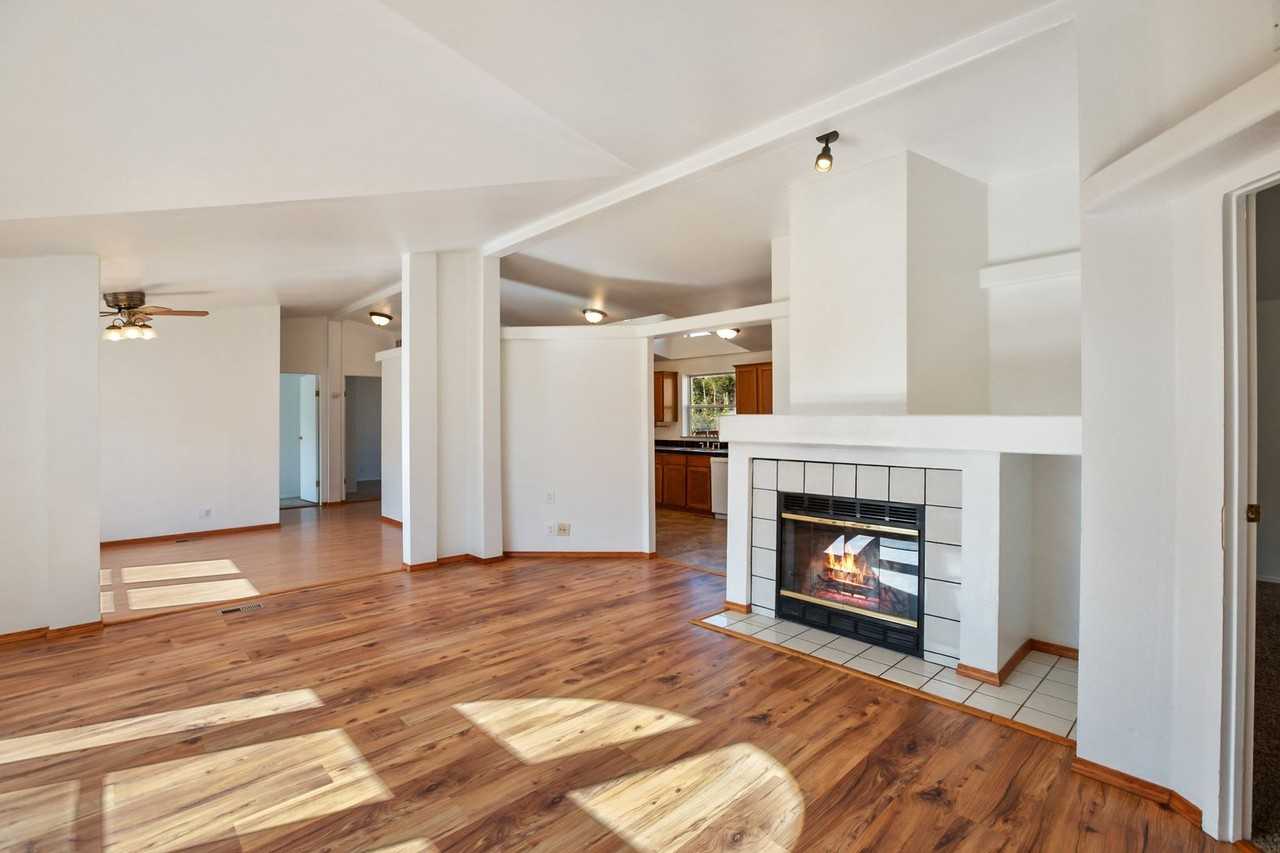 125 Comanche Cir - Photo 2 of 38