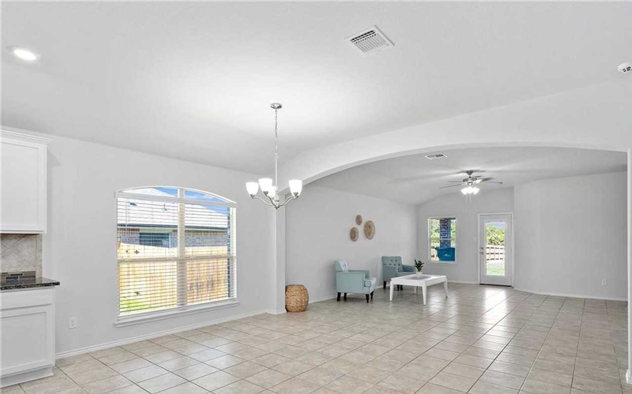 2515 Dante Ct - Photo 3 of 23