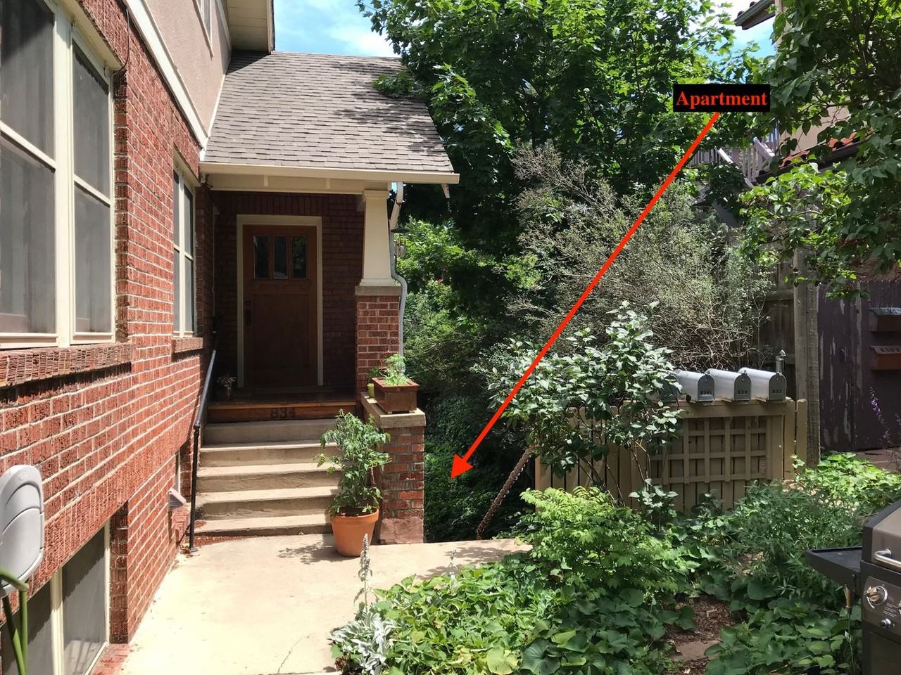 832 13th St - Photo 2 of 10