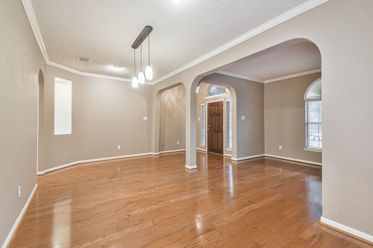 20942 Wind Field Ln - Photo 7 of 46