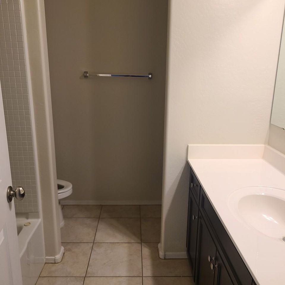 3703 N 298th Dr - Photo 4 of 21