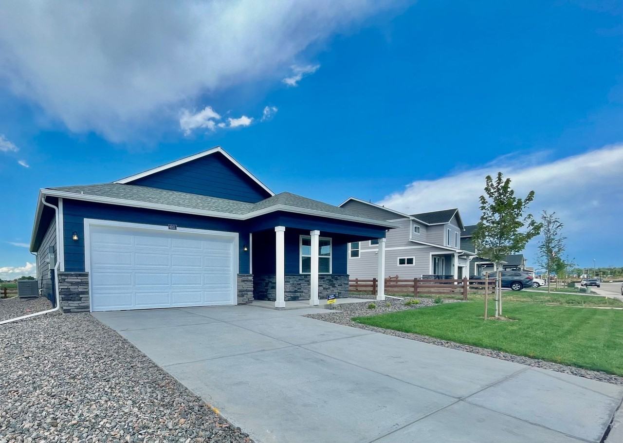 6051 Holstein Dr - Photo 2 of 19