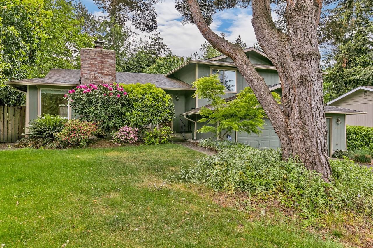 2716 Lexington St - Photo 2 of 26