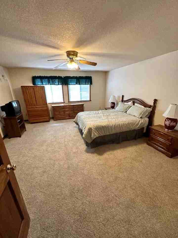 2953 Pinewood Dr - Photo 6 of 12