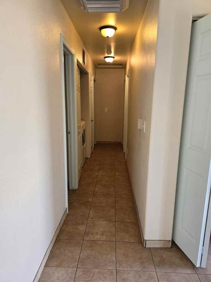 267 Pinon Ct - Photo 3 of 17
