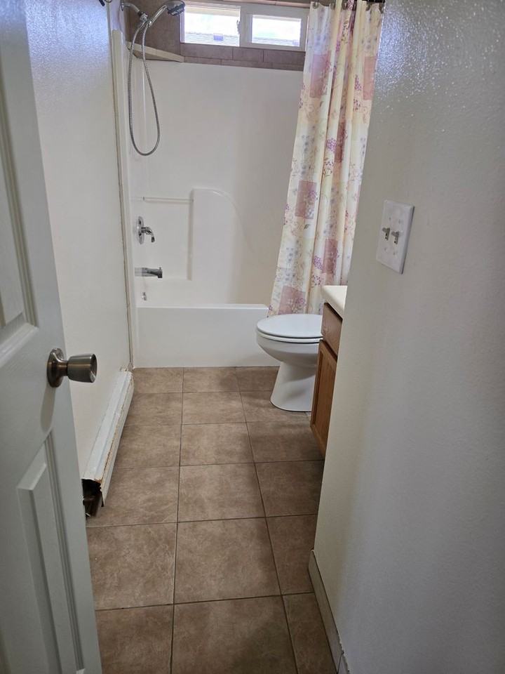 267 Pinon Ct - Photo 4 of 17
