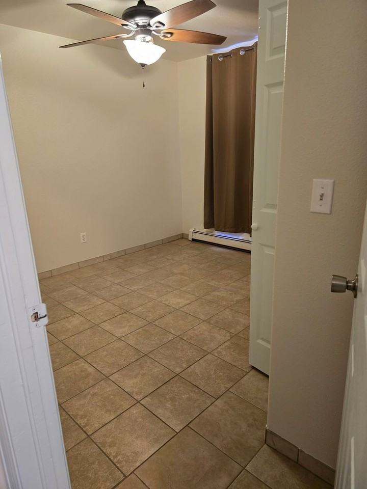 267 Pinon Ct - Photo 6 of 17