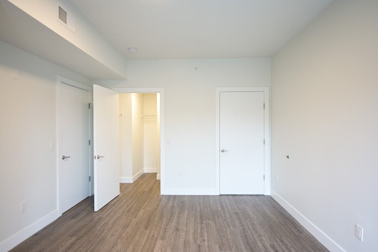 475 William Street - Photo 7 of 50