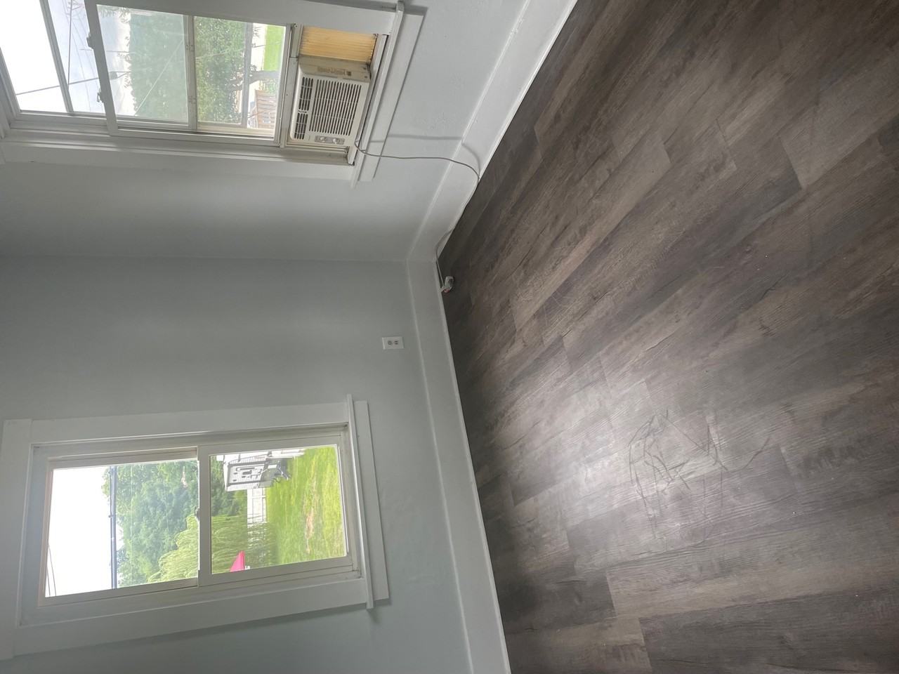 214 5th Avenue - Photo 5 of 9