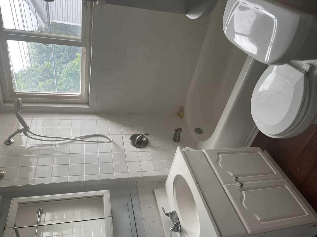 214 5th Avenue - Photo 7 of 9