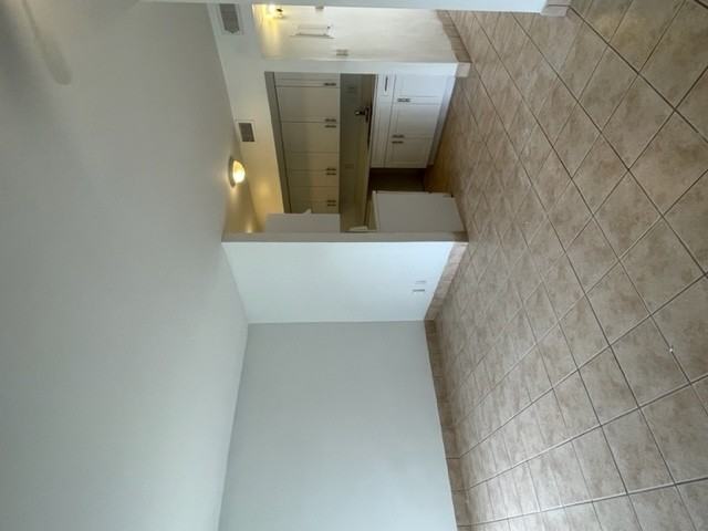 1852-D  Golf View Avenue - Photo 2 of 5