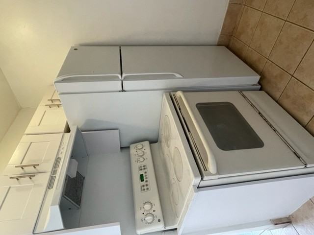 1852-D  Golf View Avenue - Photo 3 of 5