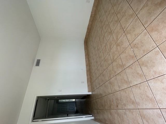 1852-D  Golf View Avenue - Photo 5 of 5