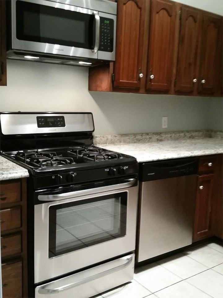 41-47 E Broad St. - Photo 3 of 26