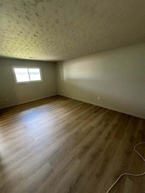 210 Virginia Ave - Photo 3 of 17