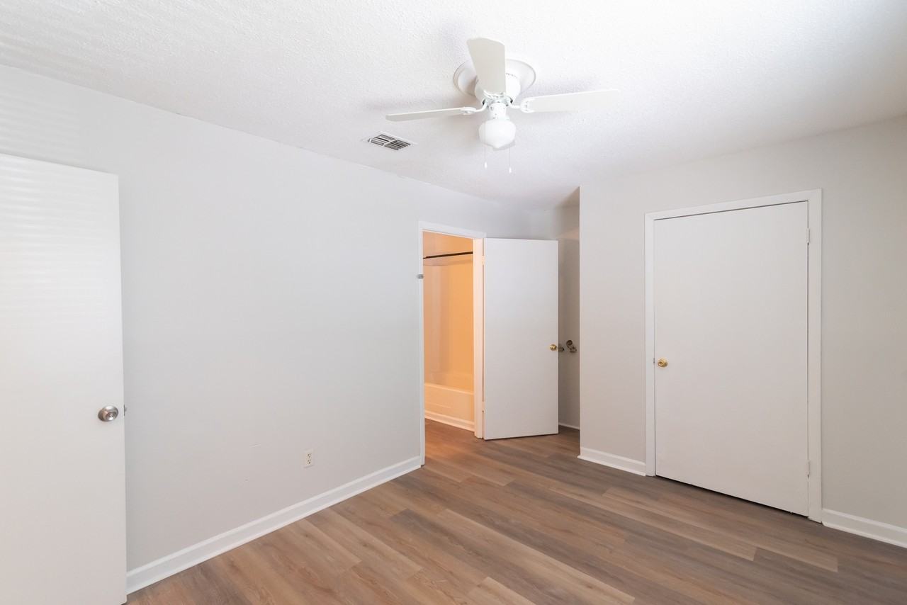 Village Trace - Photo 2 of 22