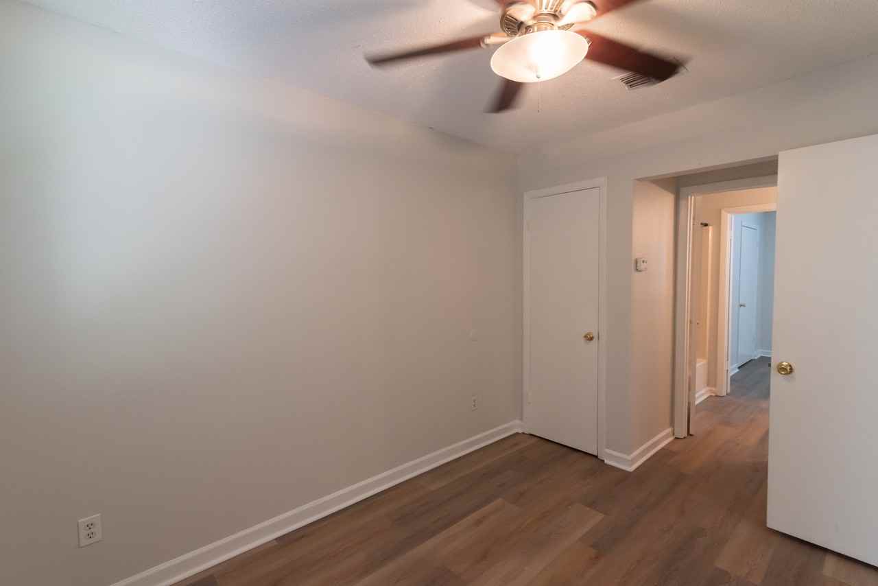 Village Trace - Photo 7 of 22