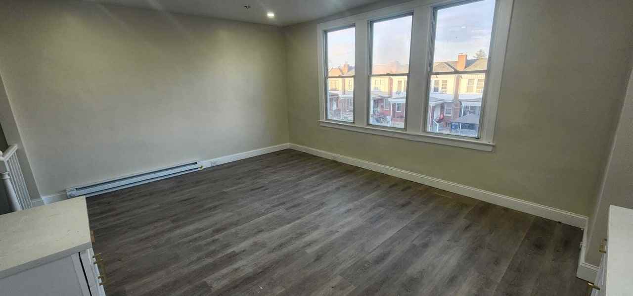 6900 Cedar Park Avenue - Photo 4 of 9