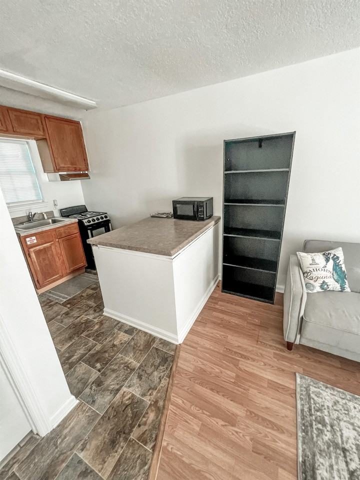 Garland Studio Apartments - Photo 2 of 5