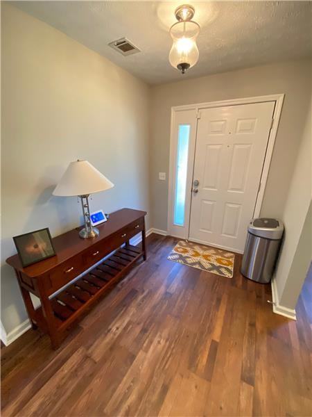 172 Bordeaux Ln - Photo 2 of 18