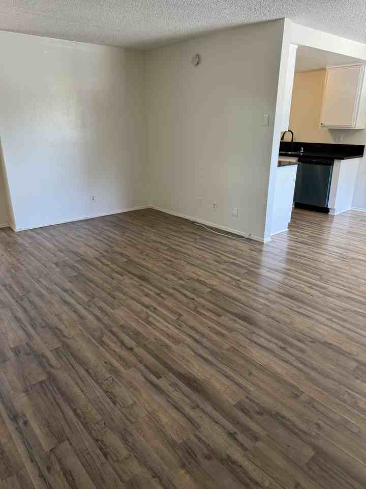 5075 Atlantic Avenue #201 - Photo 4 of 14