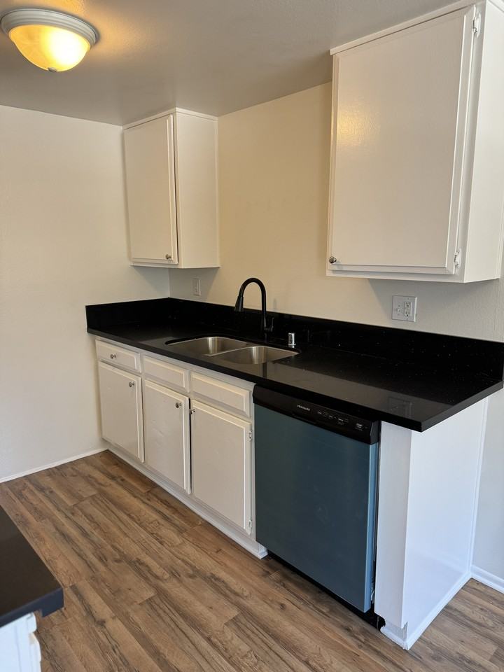 5075 Atlantic Avenue #201 - Photo 7 of 14