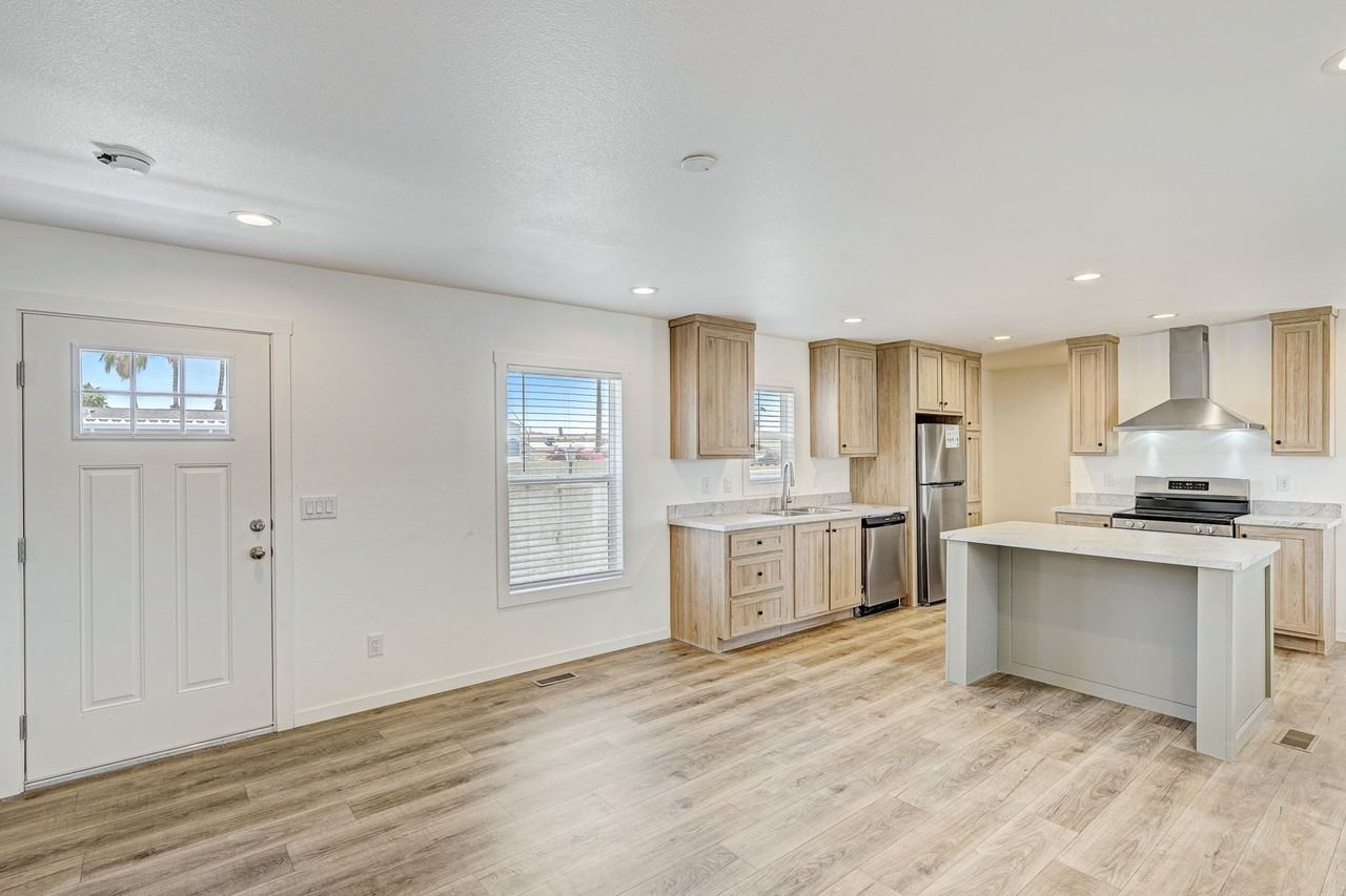 2627 S Lamb Blvd #38 - Photo 4 of 24