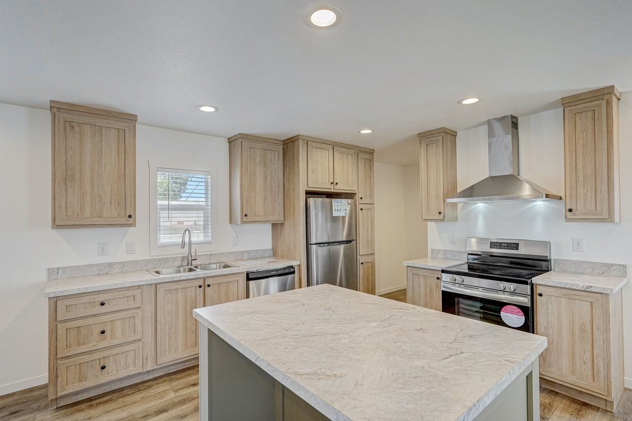 2627 S Lamb Blvd #38 - Photo 7 of 24