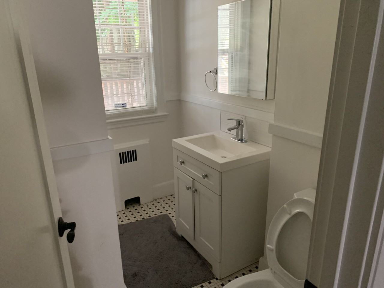 25 Greycliff Rd #1 - Photo 5 of 12