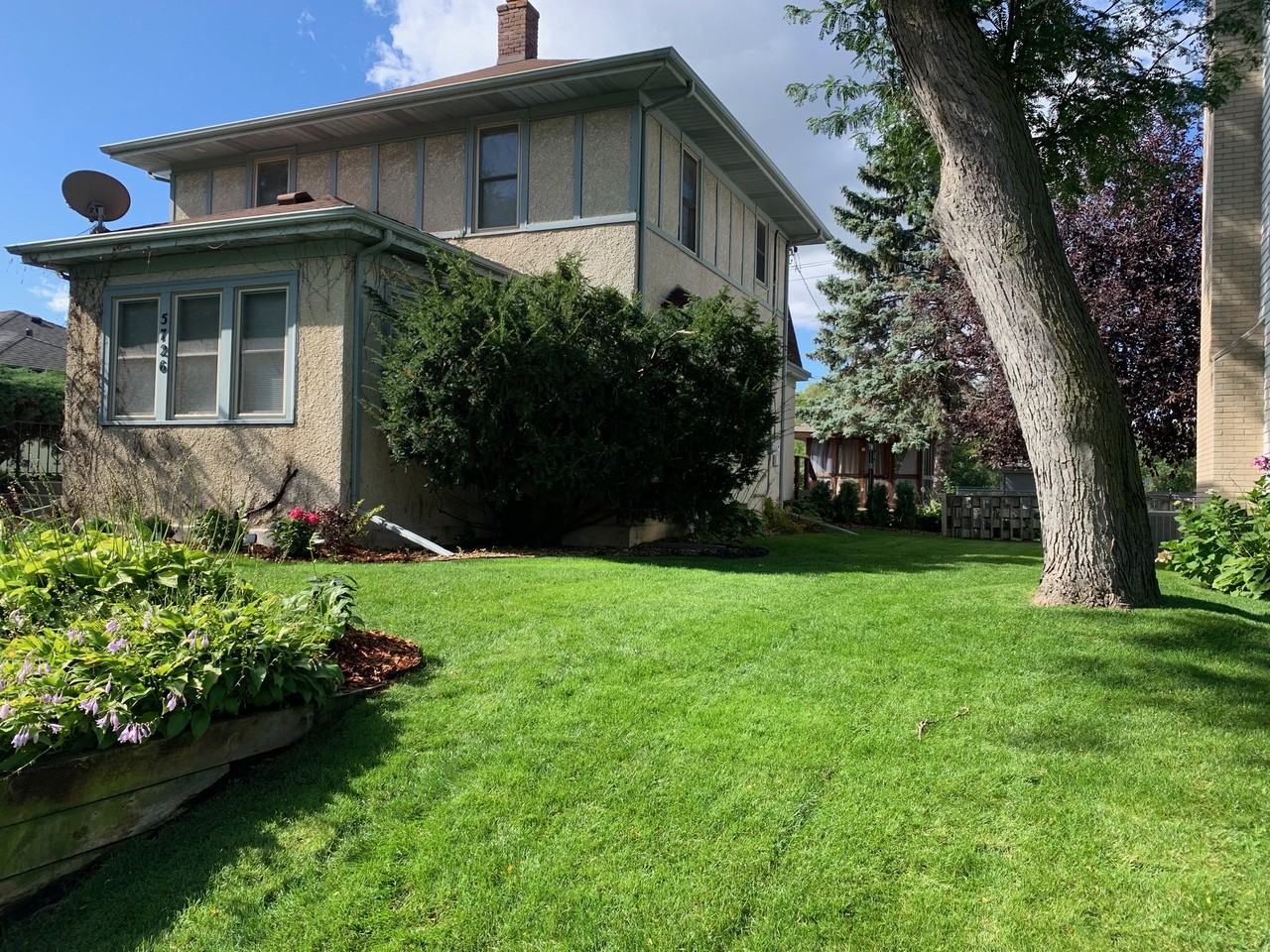 5726 Garfield Ave #NA - Photo 2 of 48