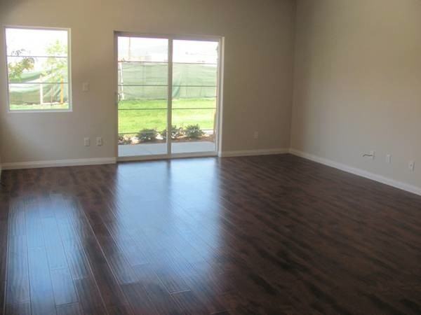 866 Lawrence Dr - Photo 3 of 14