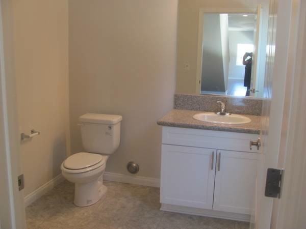 866 Lawrence Dr - Photo 4 of 14
