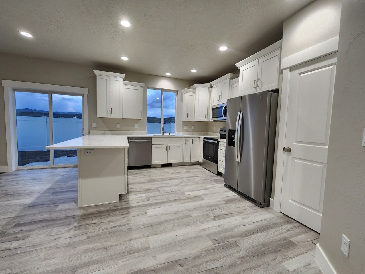 3042 N 5th St #3054 - Photo 6 of 15