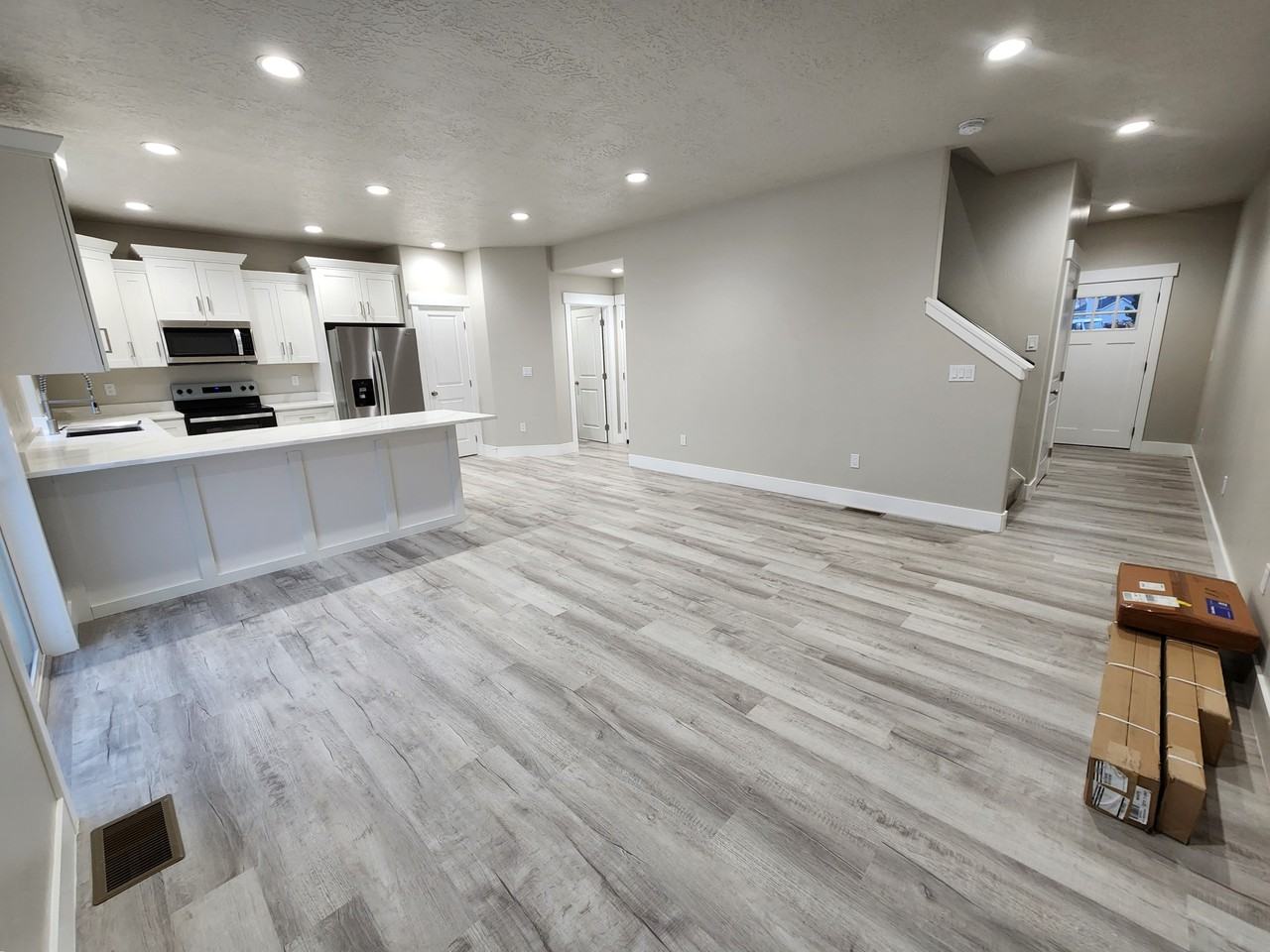 3042 N 5th St #3054 - Photo 7 of 15