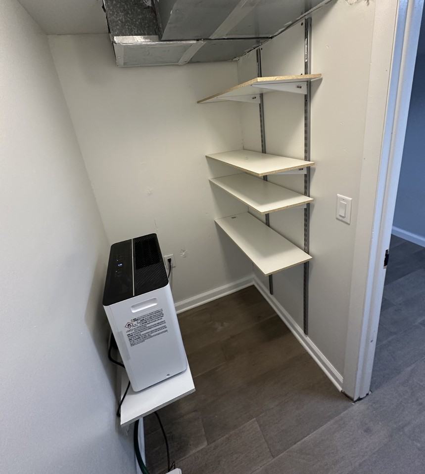 513 Washington Ave #1 - Photo 2 of 24