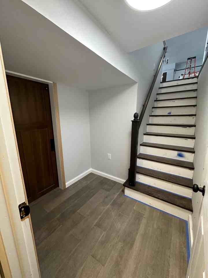 513 Washington Ave #1 - Photo 3 of 24