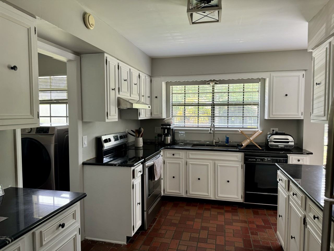 7725 Mamalu Pl #NA - Photo 4 of 15