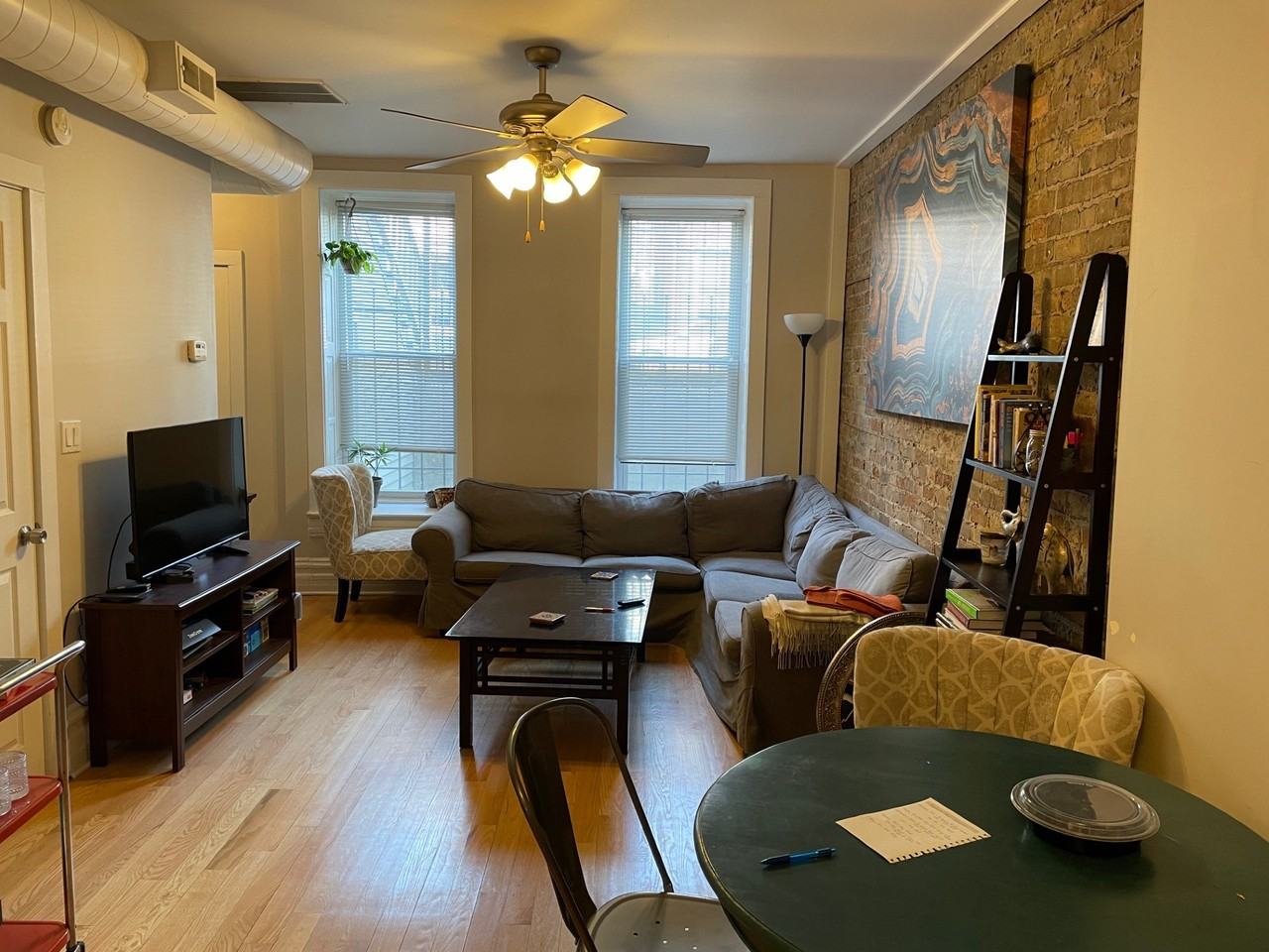 1517 W Cortez St #GF - Photo 2 of 10