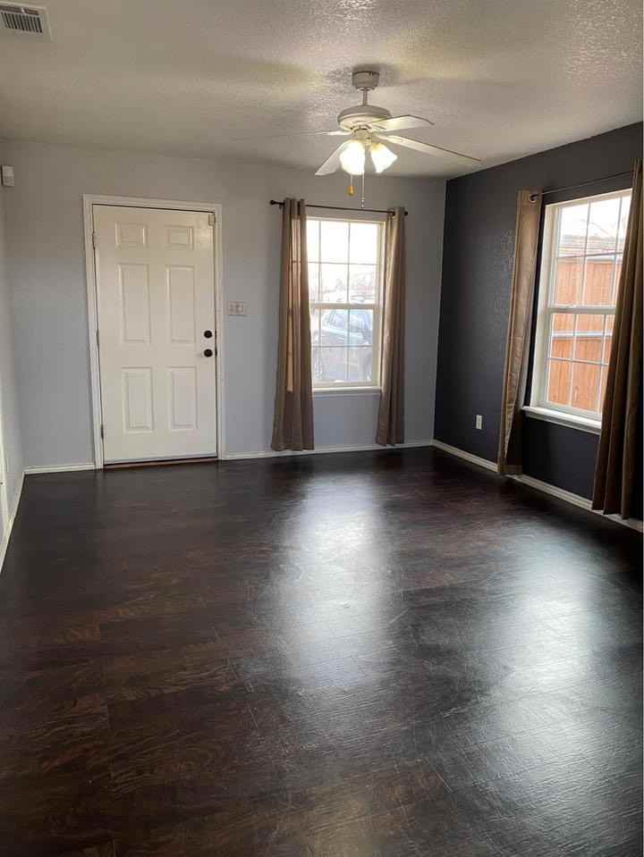 318 W Birch St #NA - Photo 2 of 9