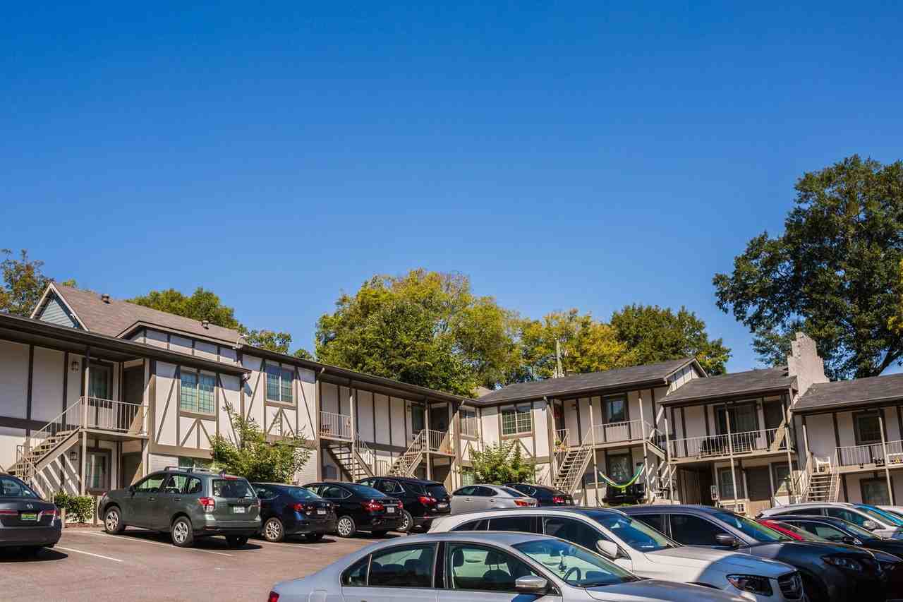 Flats on 15th - Photo 5 of 34