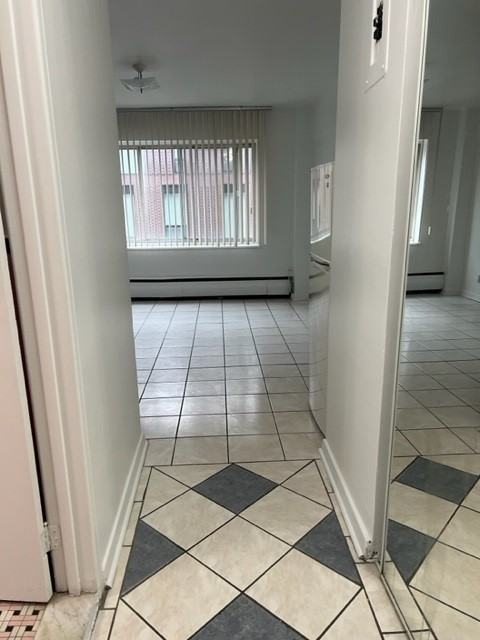 1900 Lincoln - Photo 2 of 9