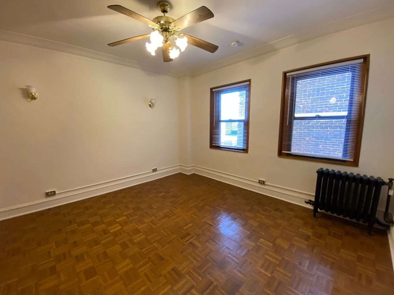 2738 N. Pine Grove - Photo 2 of 35