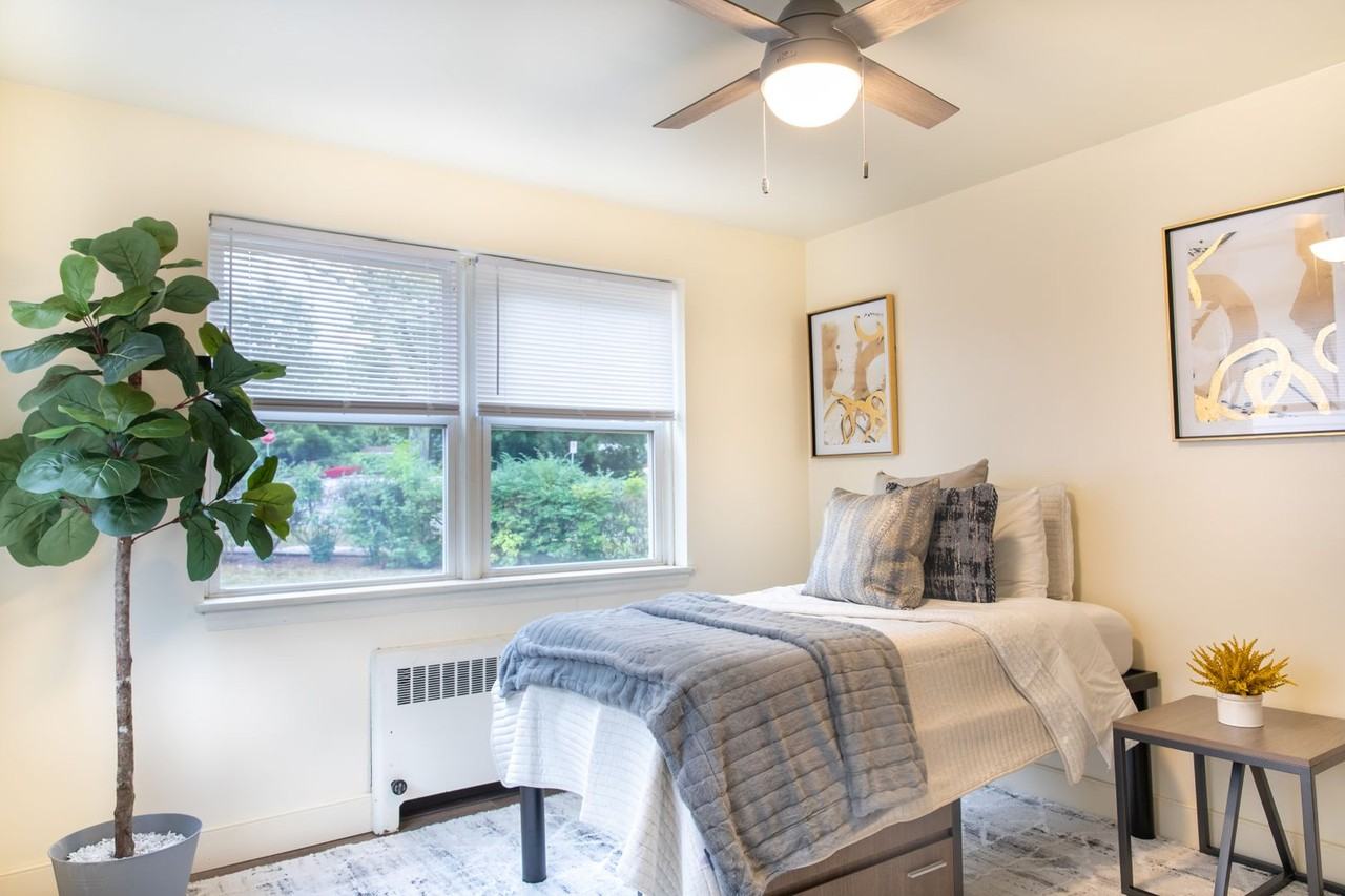 Towneview Apartments - Photo 6 of 19