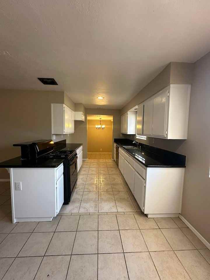 10856 11th Ave #1 - Photo 6 of 19