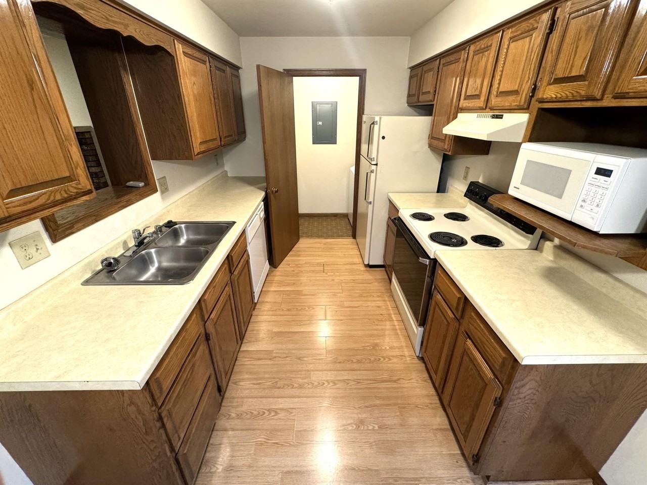 10 Mesa Ct #2 - Photo 5 of 26