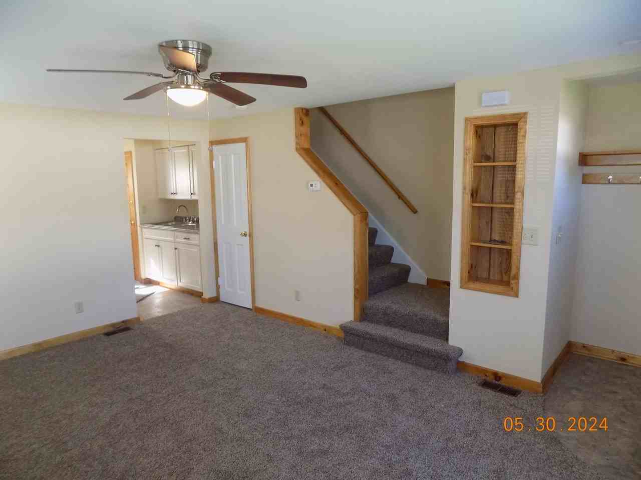 824 Adams St - Photo 3 of 10