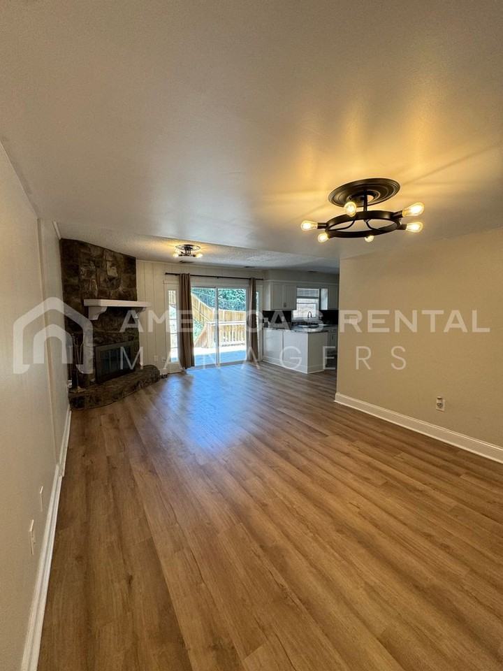 769 Cahaba Manor Trail - Photo 2 of 11