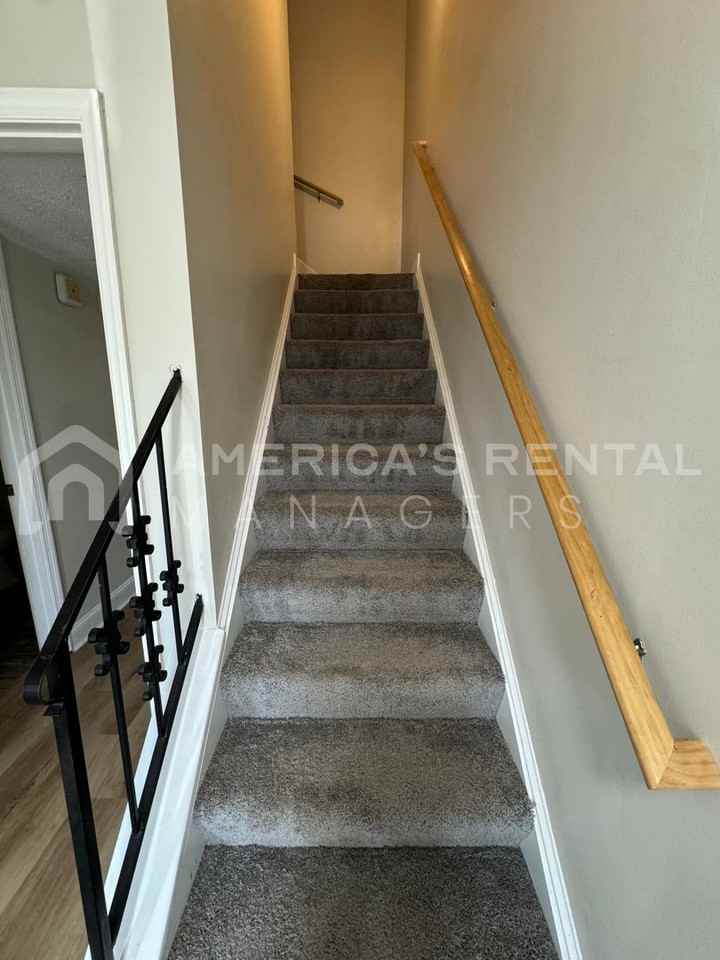 769 Cahaba Manor Trail - Photo 3 of 11