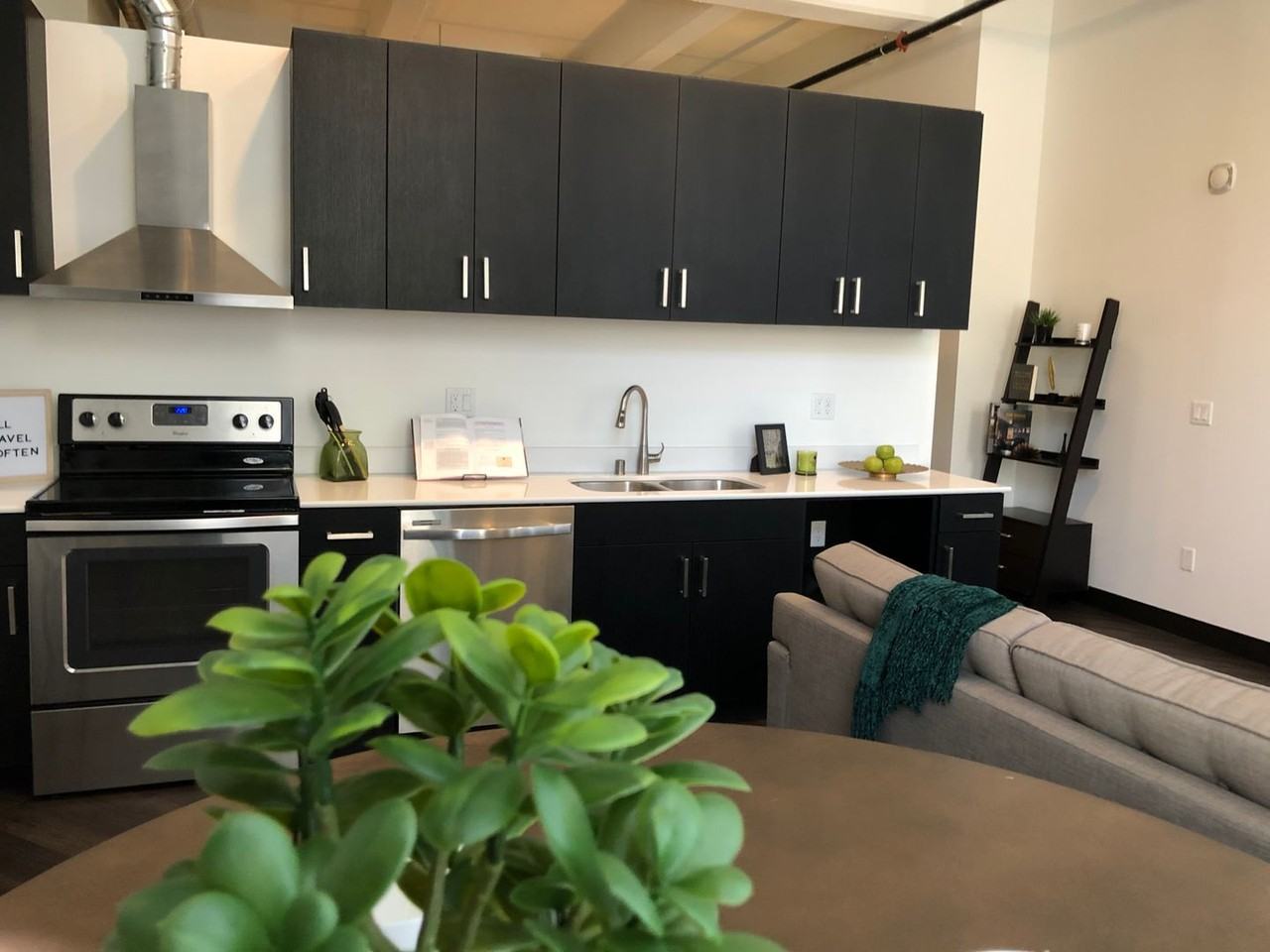 Mayer MKE - Photo 6 of 15