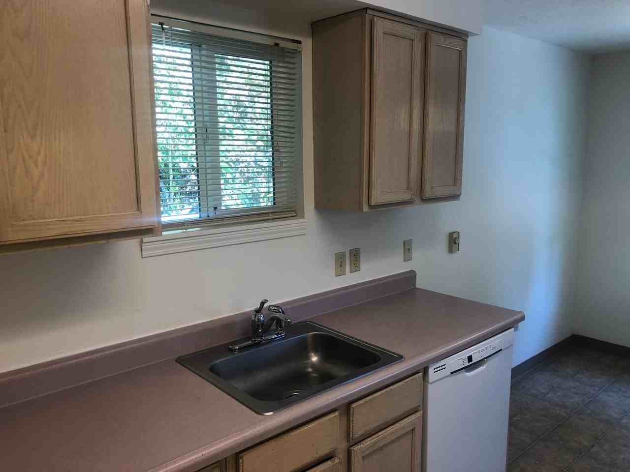 835 Piedmont Ave Nw #8 - Photo 6 of 18